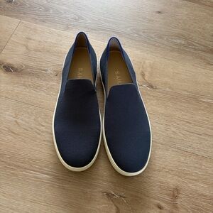 NWOT
Rothys Original Slip-On Sneakers Navy 12.5